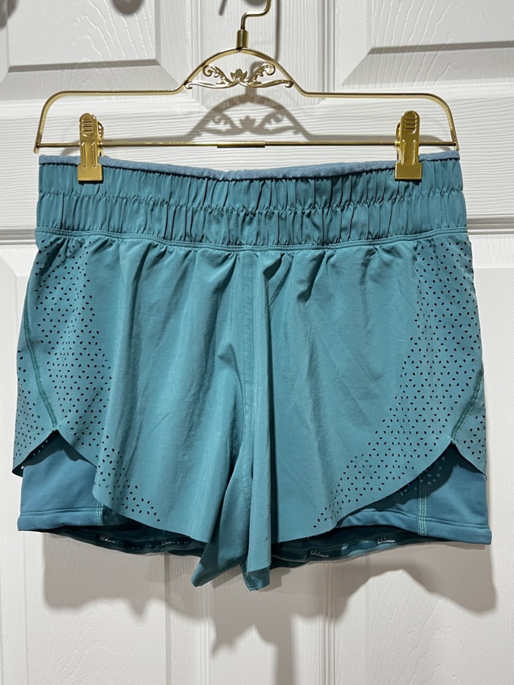 Lululemon Laser Speed Train Short Running Pacific Breeze Blue Teal Size 6